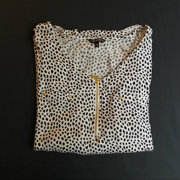 Blouse - Picture 2 of 7